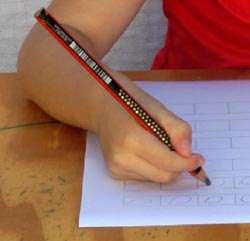 R  5y 9m drawing circles 14.jpg